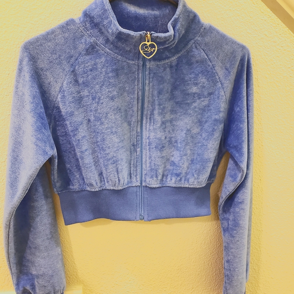 PRETTYLITTLETHING Shape Blue Velour Cropped Zip Up Sweatshirt